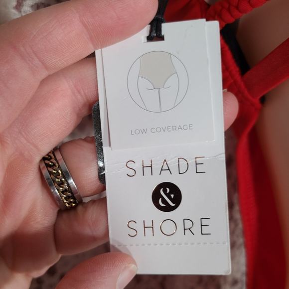 NWT Shade and Shore red cut out monokini size small - Picture 10 of 11